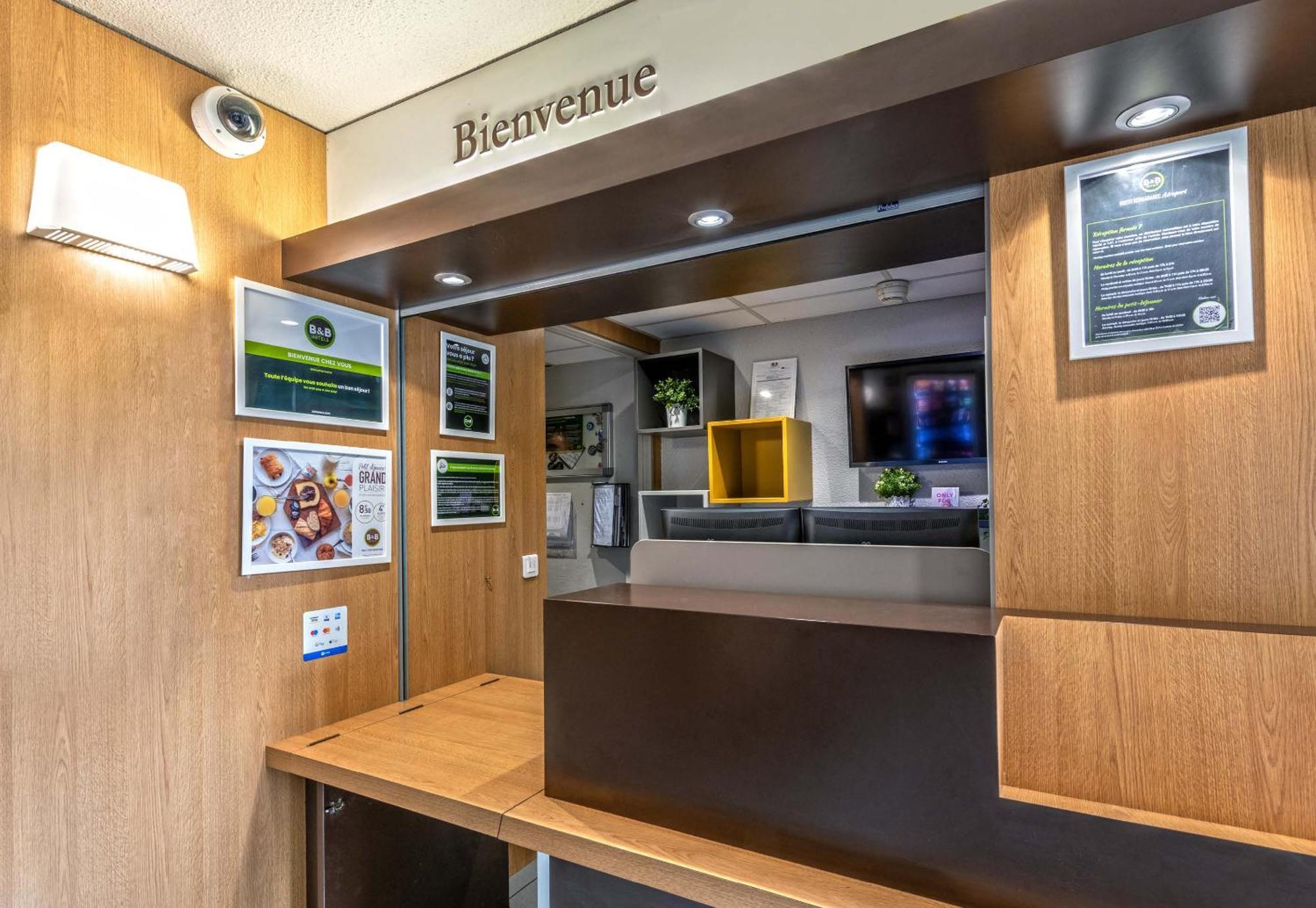 B&B Hotel Brest Kergaradec Aeroport Gouesnou Екстериор снимка