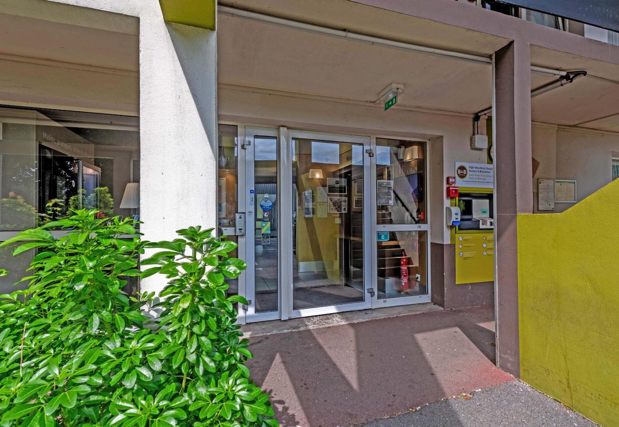B&B Hotel Brest Kergaradec Aeroport Gouesnou Екстериор снимка