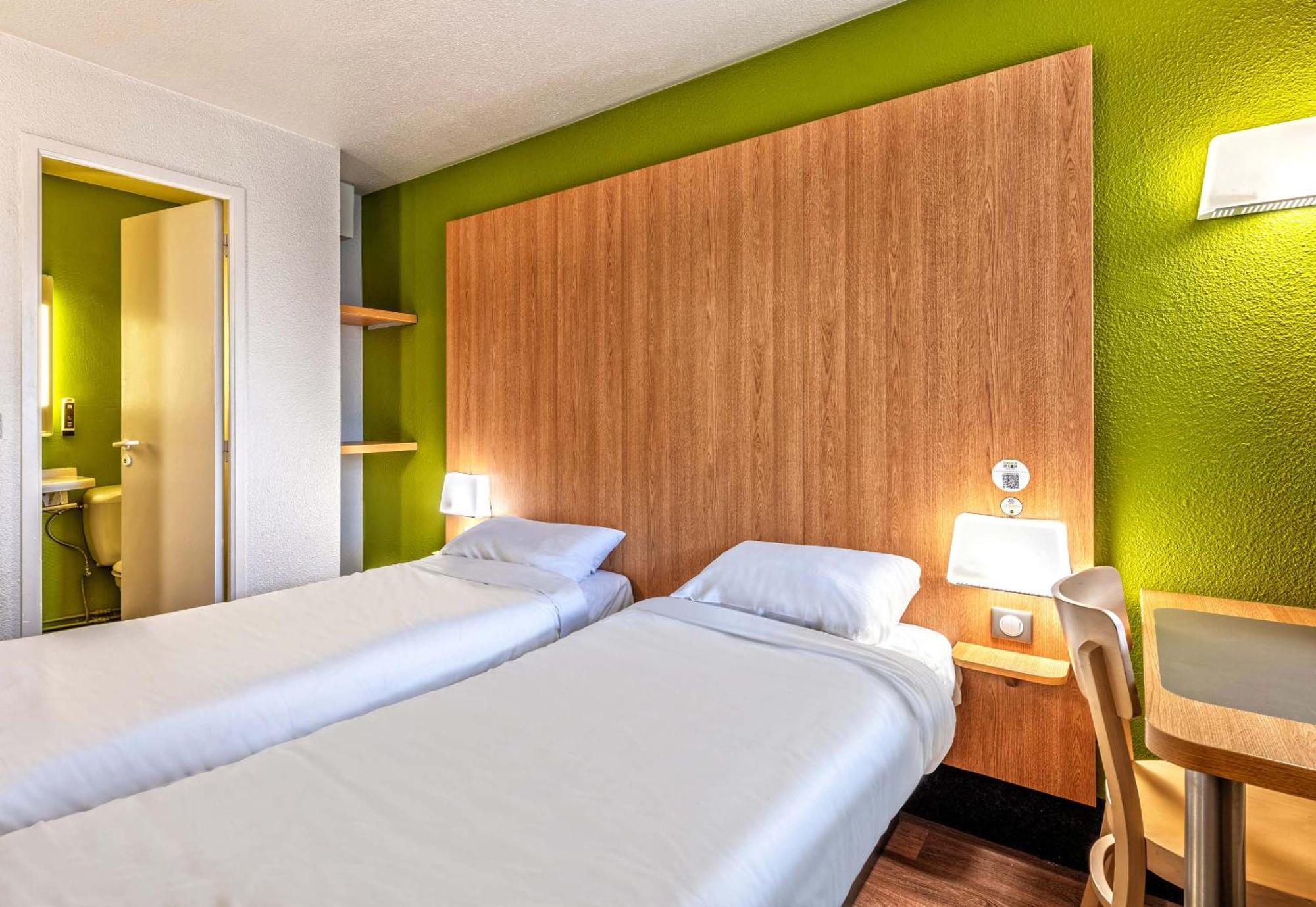 B&B Hotel Brest Kergaradec Aeroport Gouesnou Екстериор снимка