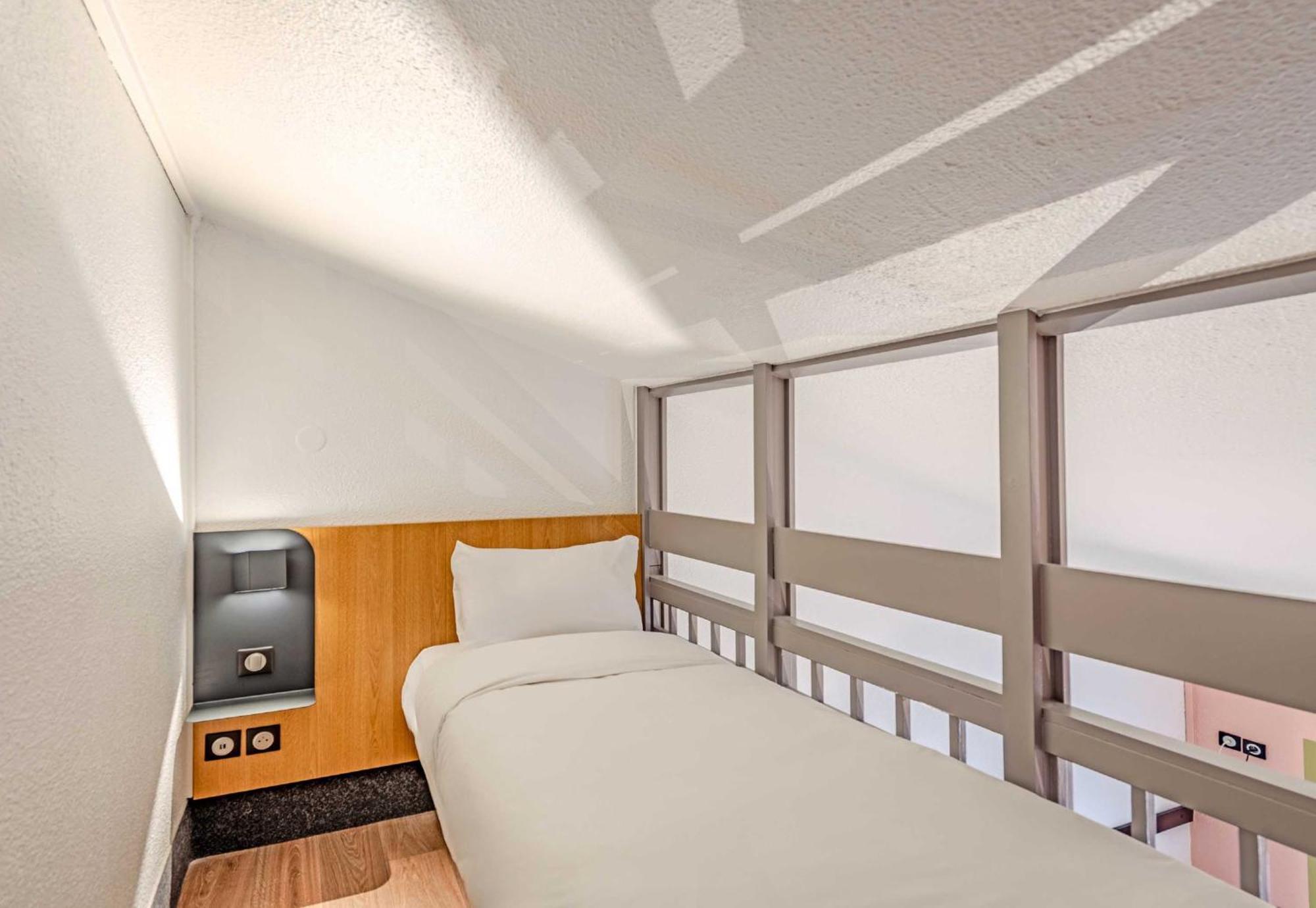 B&B Hotel Brest Kergaradec Aeroport Gouesnou Екстериор снимка